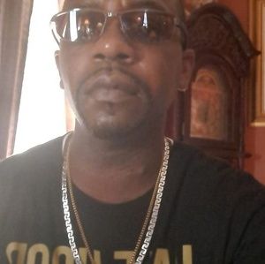 Meet your Posher, Gregory